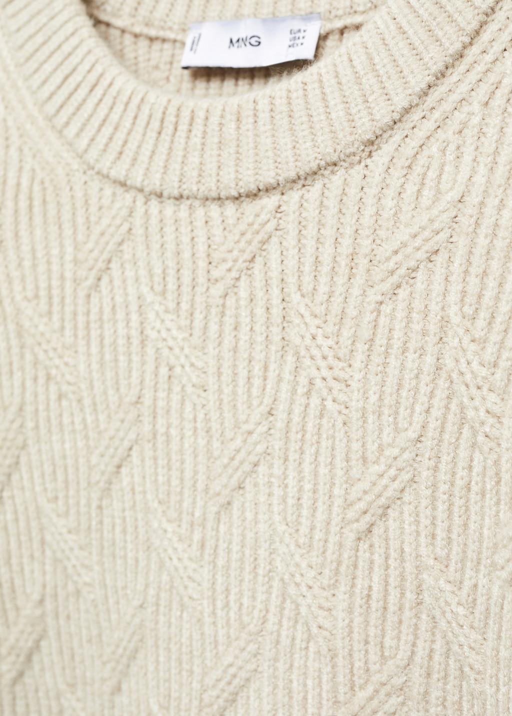 Braided knitted sweater - Details of the article 8