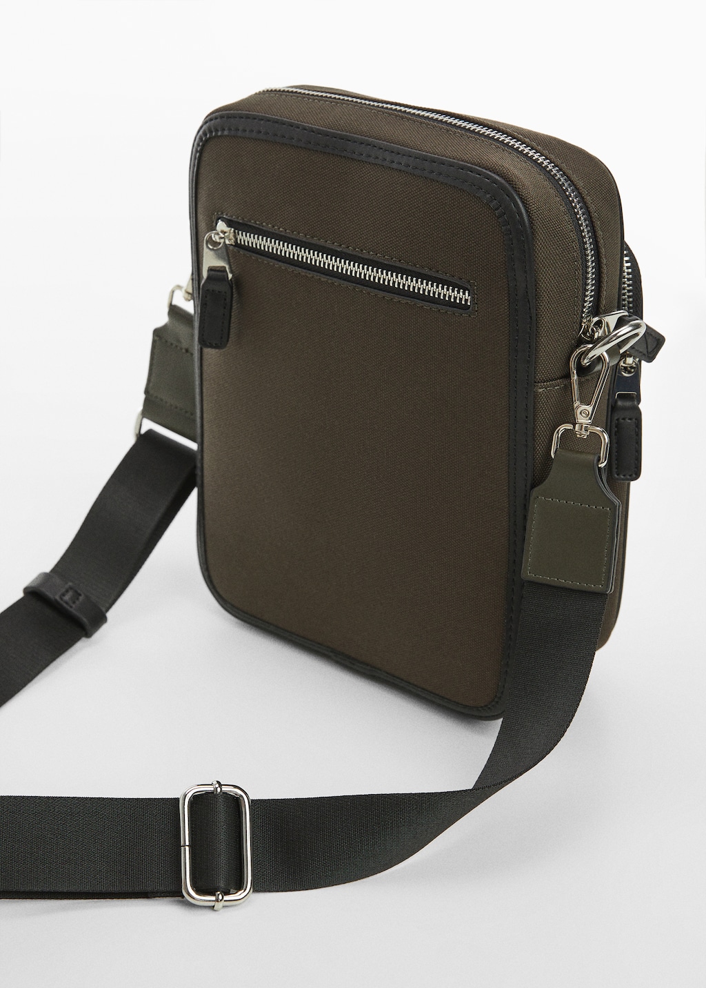 Shoulder bag with leather-effect details - Details of the article 1