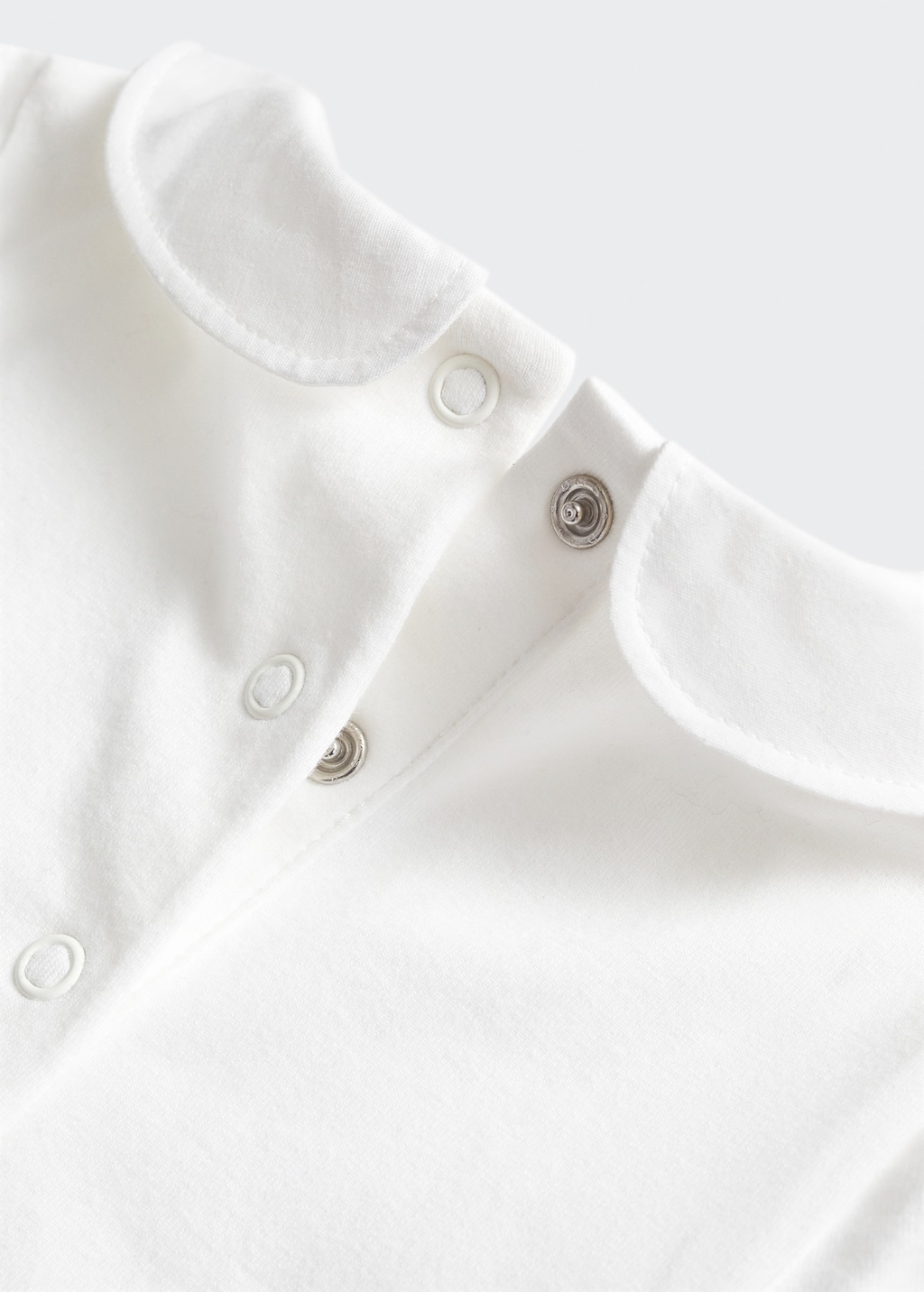 Cotton body - Details of the article 8