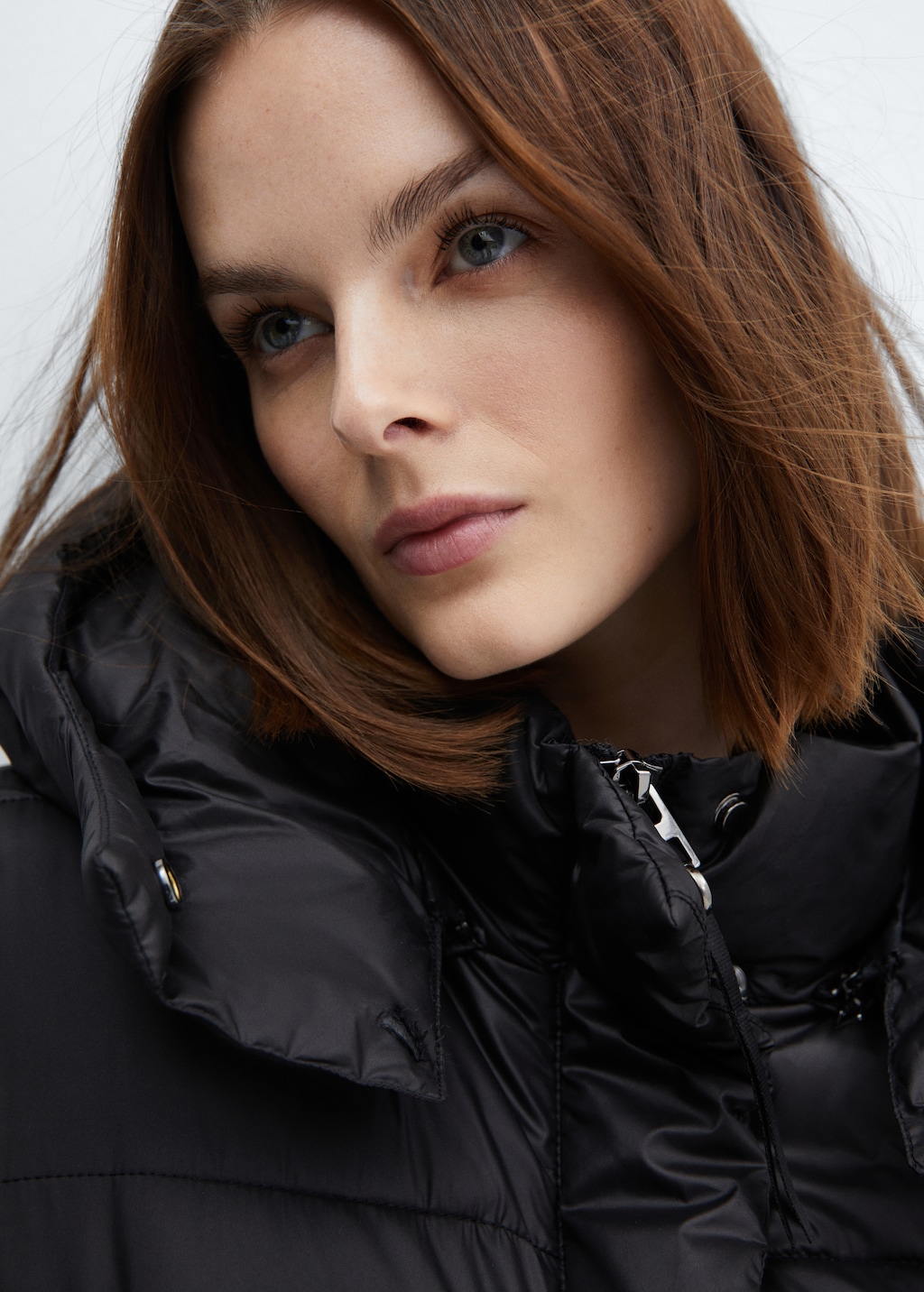 Detachable hood quilted coat - Details of the article 1