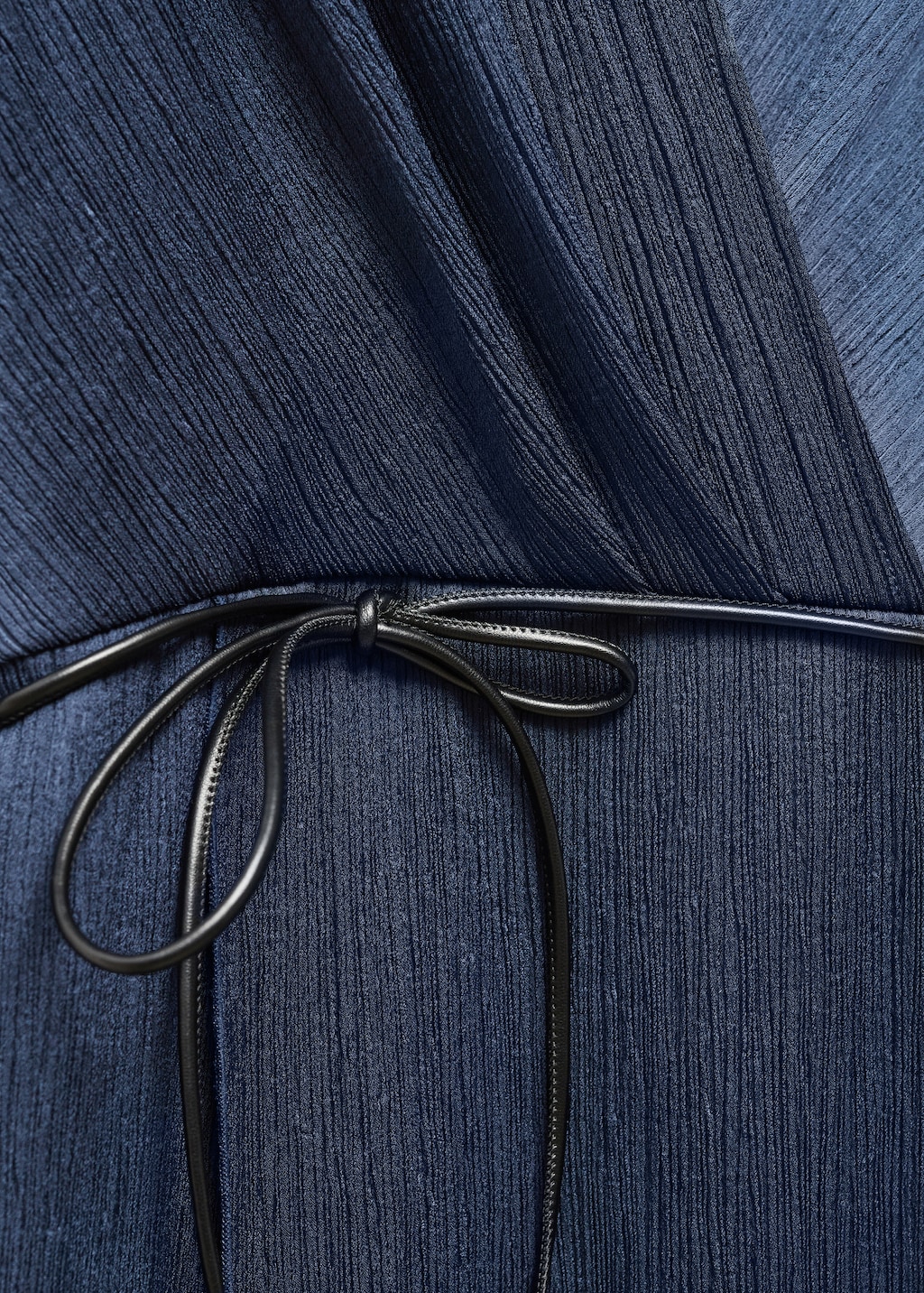 Belt wrap dress - Details of the article 8