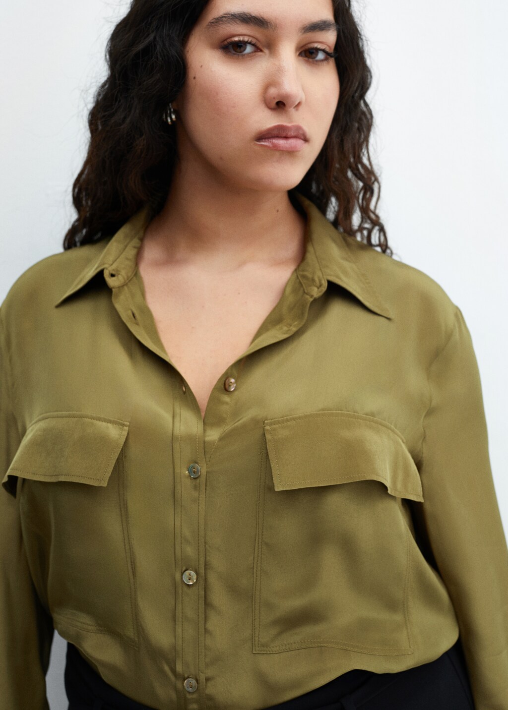 Pockets flowy shirt - Details of the article 4