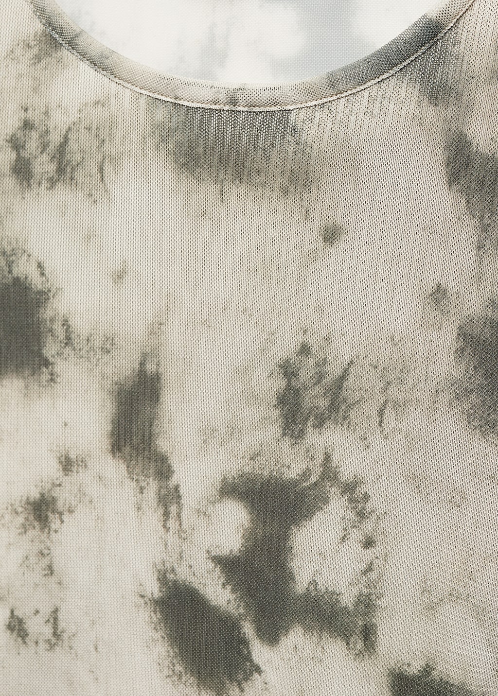 Printed mesh t-shirt - Details of the article 8