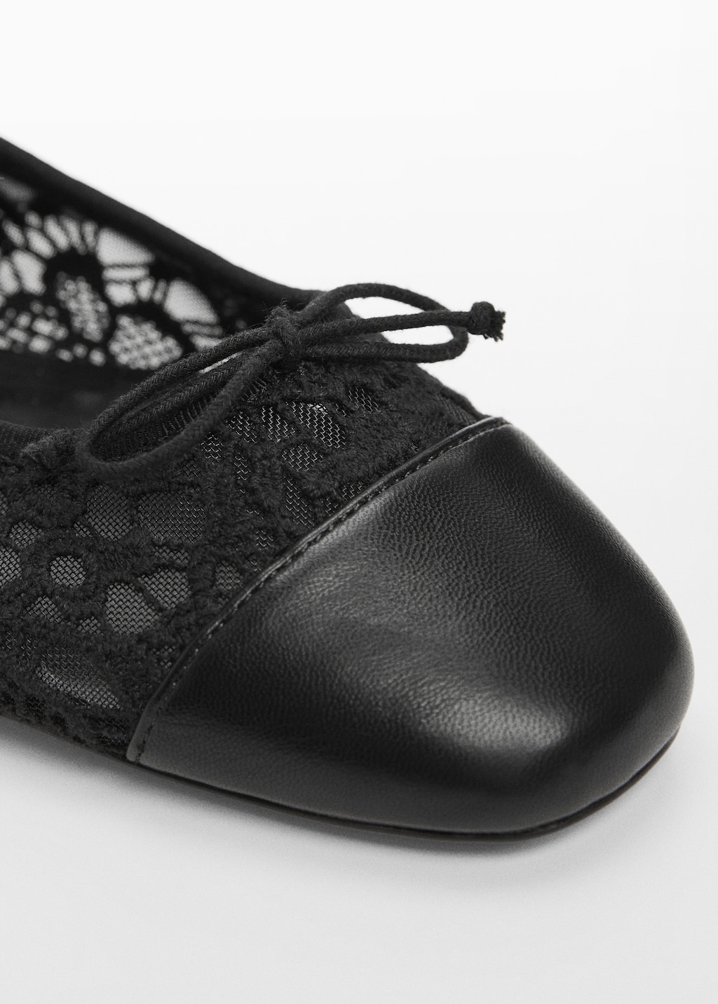 Lace ballet flats with bow - Details of the article 2