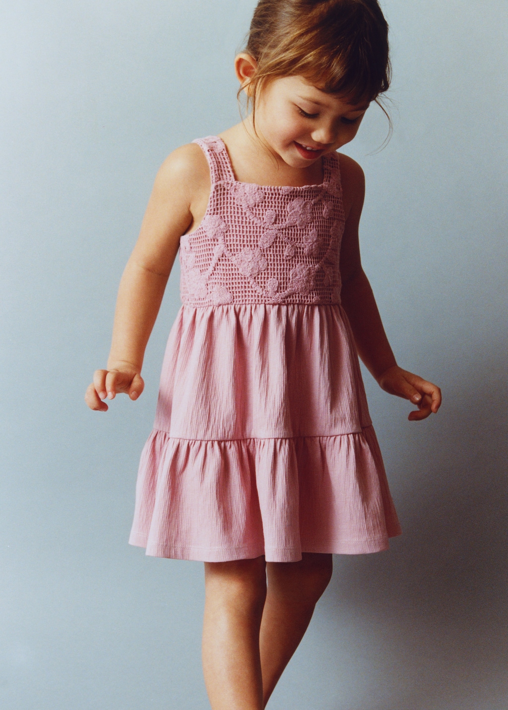 Frills embroidered dress - Details of the article 5