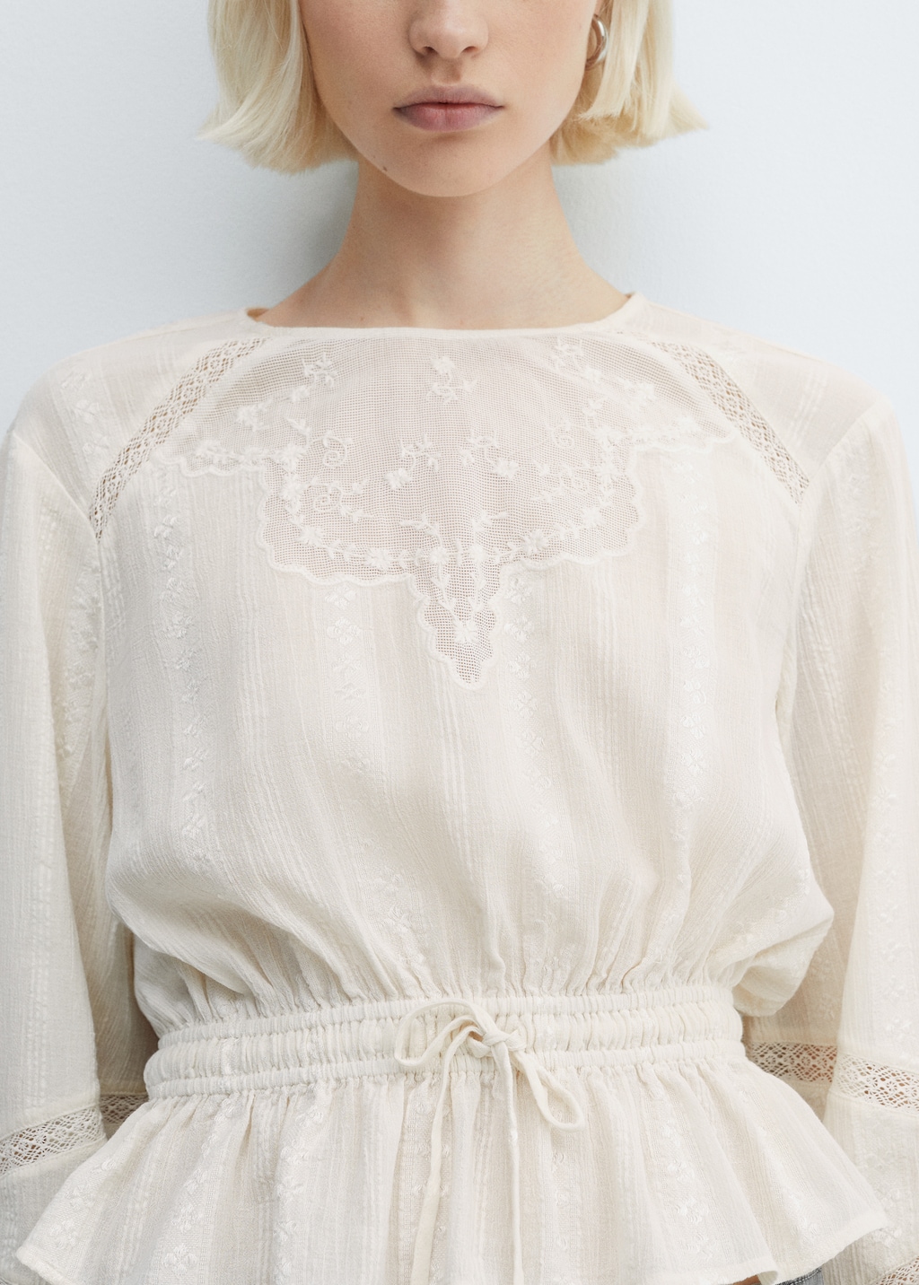 Embroidered puff-sleeve blouse - Details of the article 6