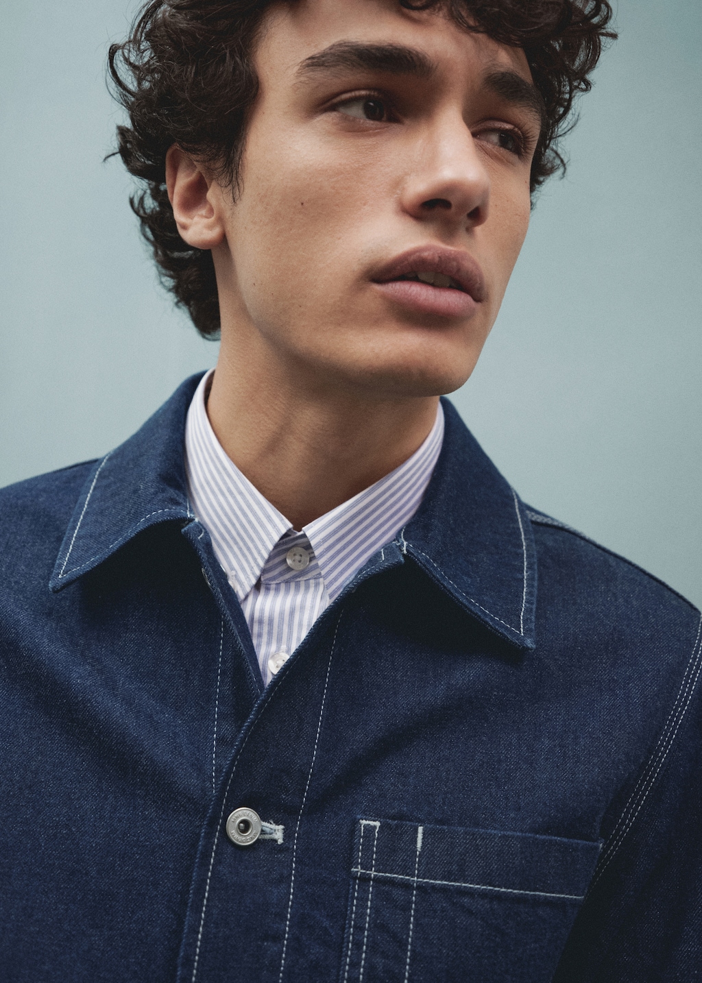 Denim overshirt with stitching pockets - Details of the article 6