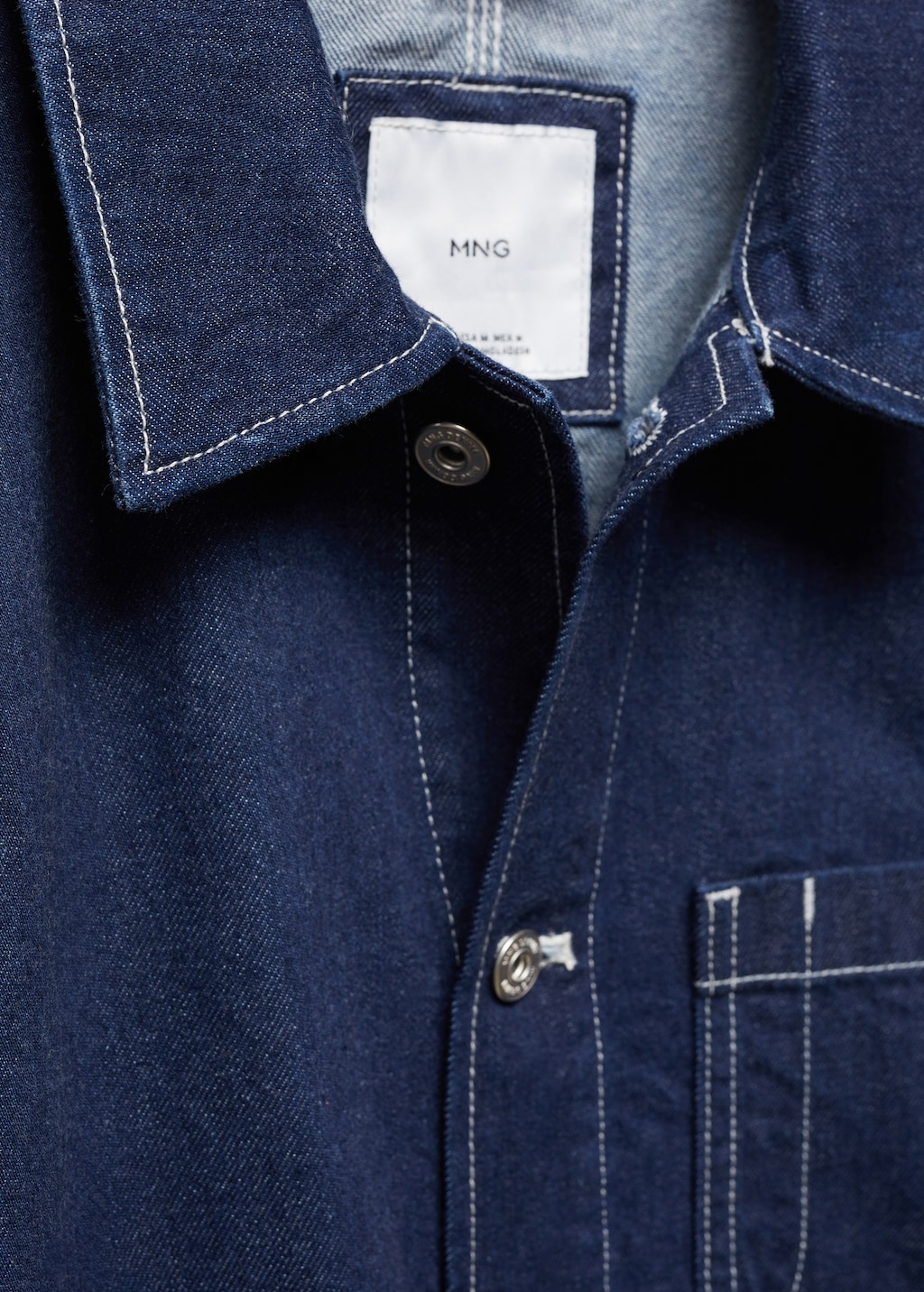 Denim overshirt with stitching pockets - Details of the article 8