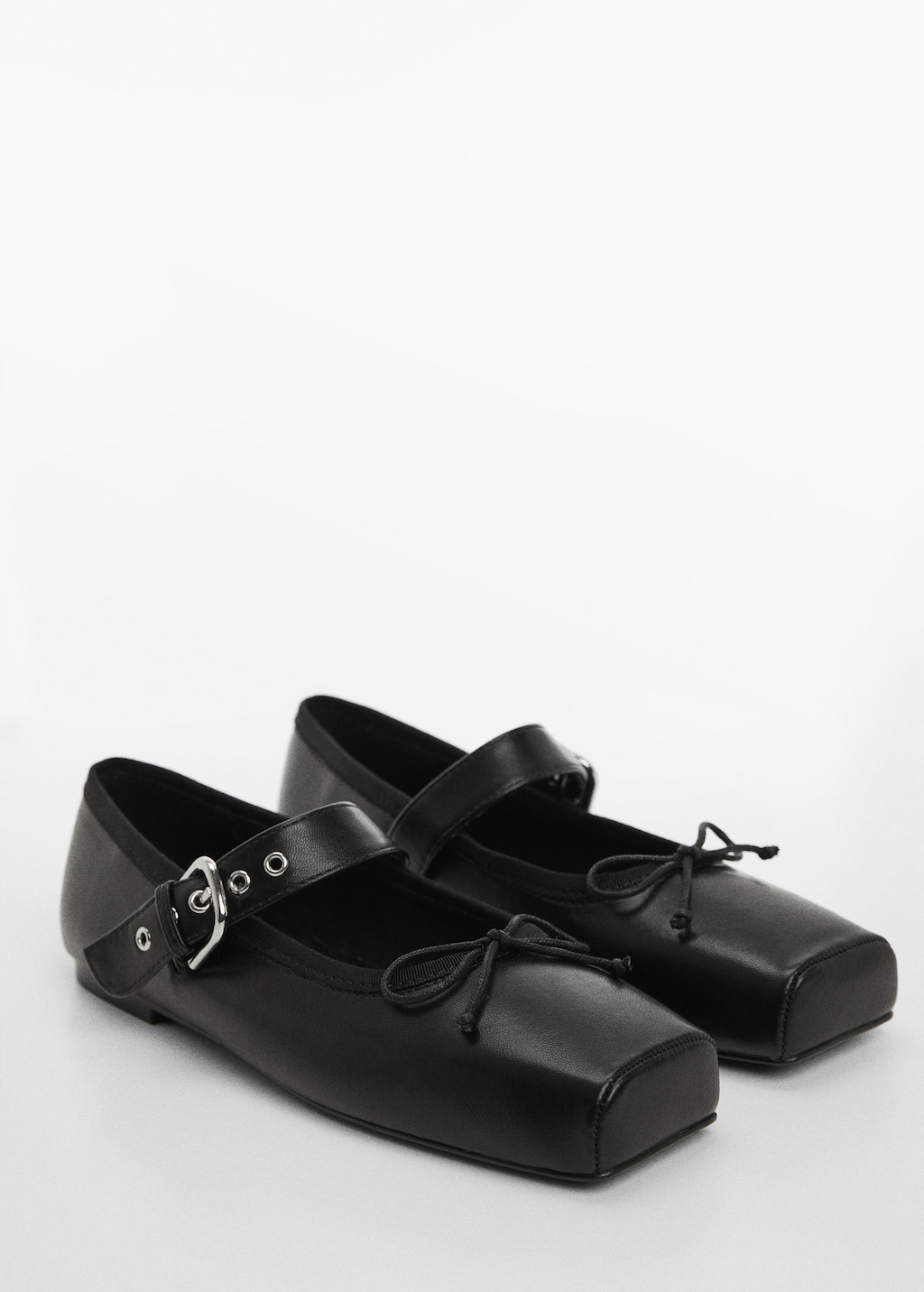 Square-toe ballet flats with buckle - Medium plane