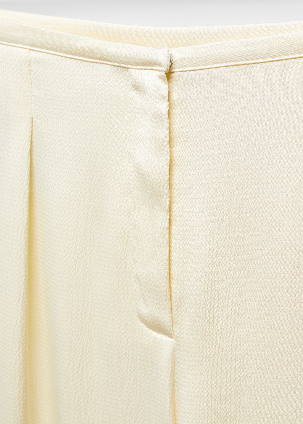 Flowy satin trousers - Details of the article 8