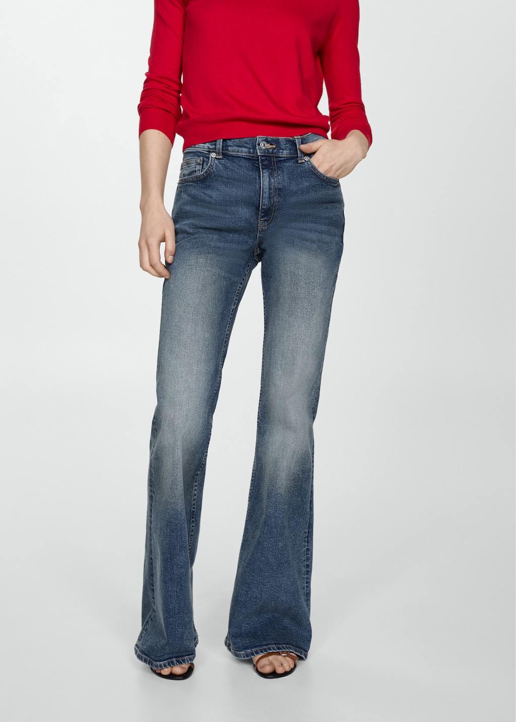 High-waist flared jeans - Medium plane