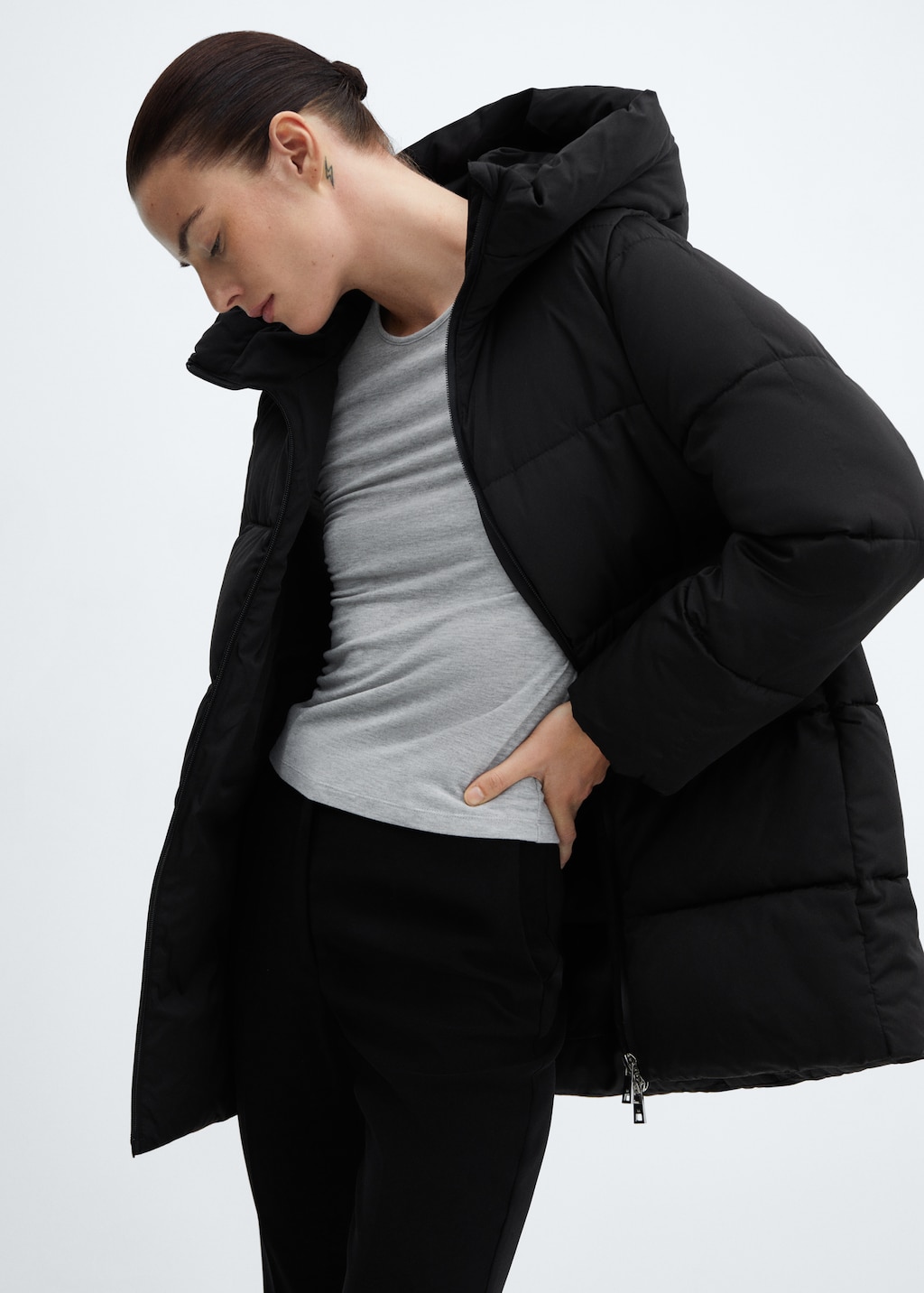 Hood quilted coat - Details of the article 1