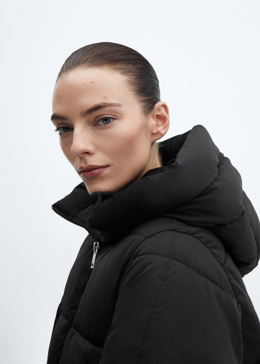 Hood quilted coat - Details of the article 6