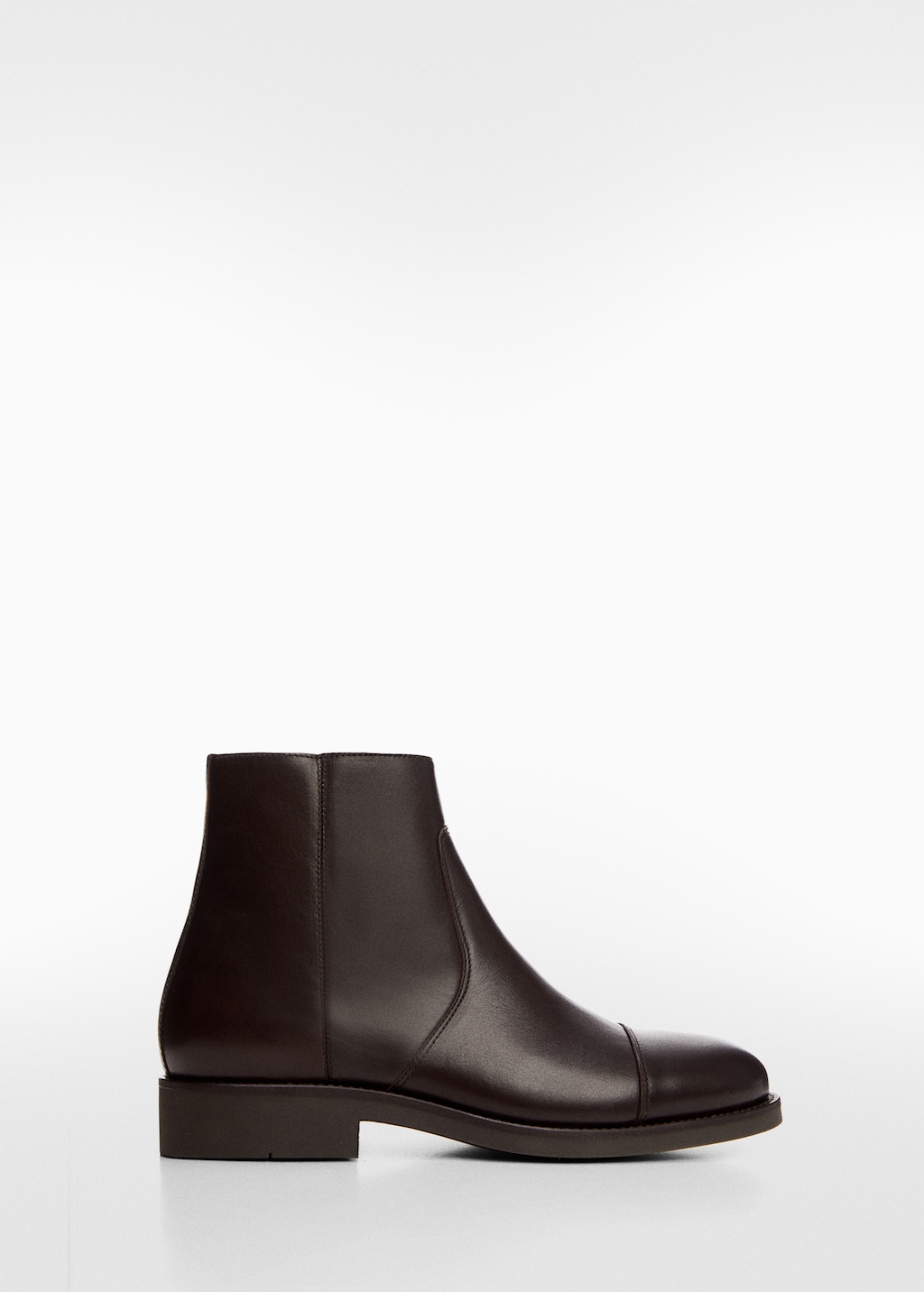 Leather Chelsea ankle boots - Article without model