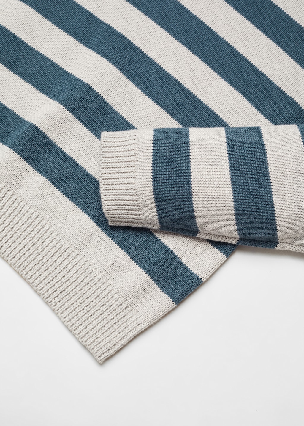 Knit striped sweater - Details of the article 8