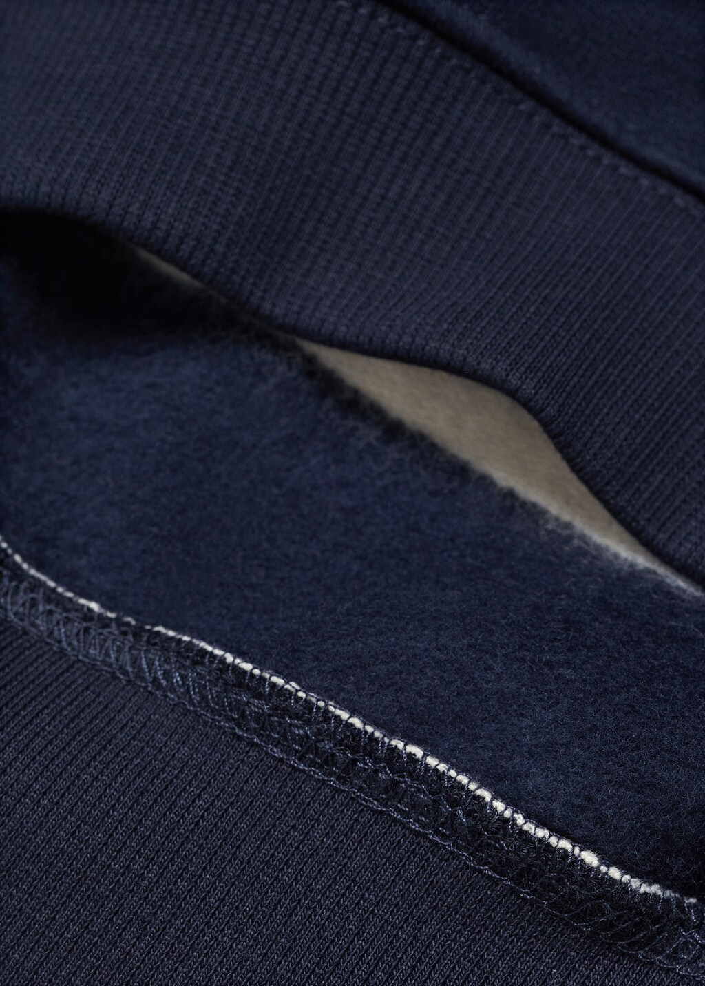 Striped hooded sweatshirt - Details of the article 2