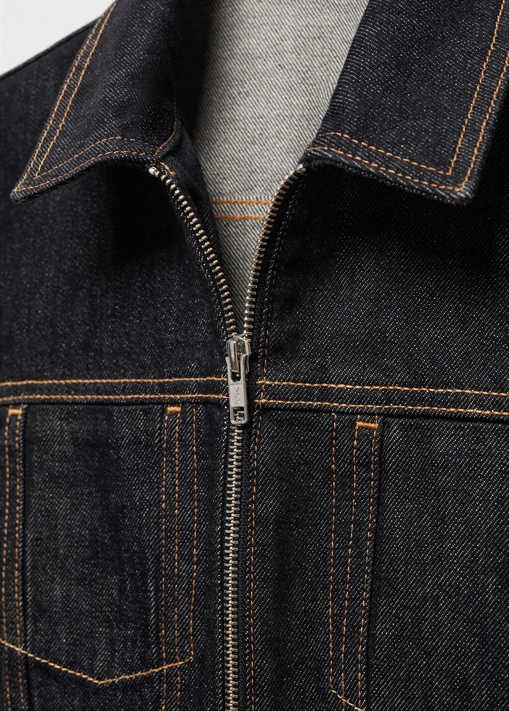 Fitted zipper denim jacket - Details of the article 8