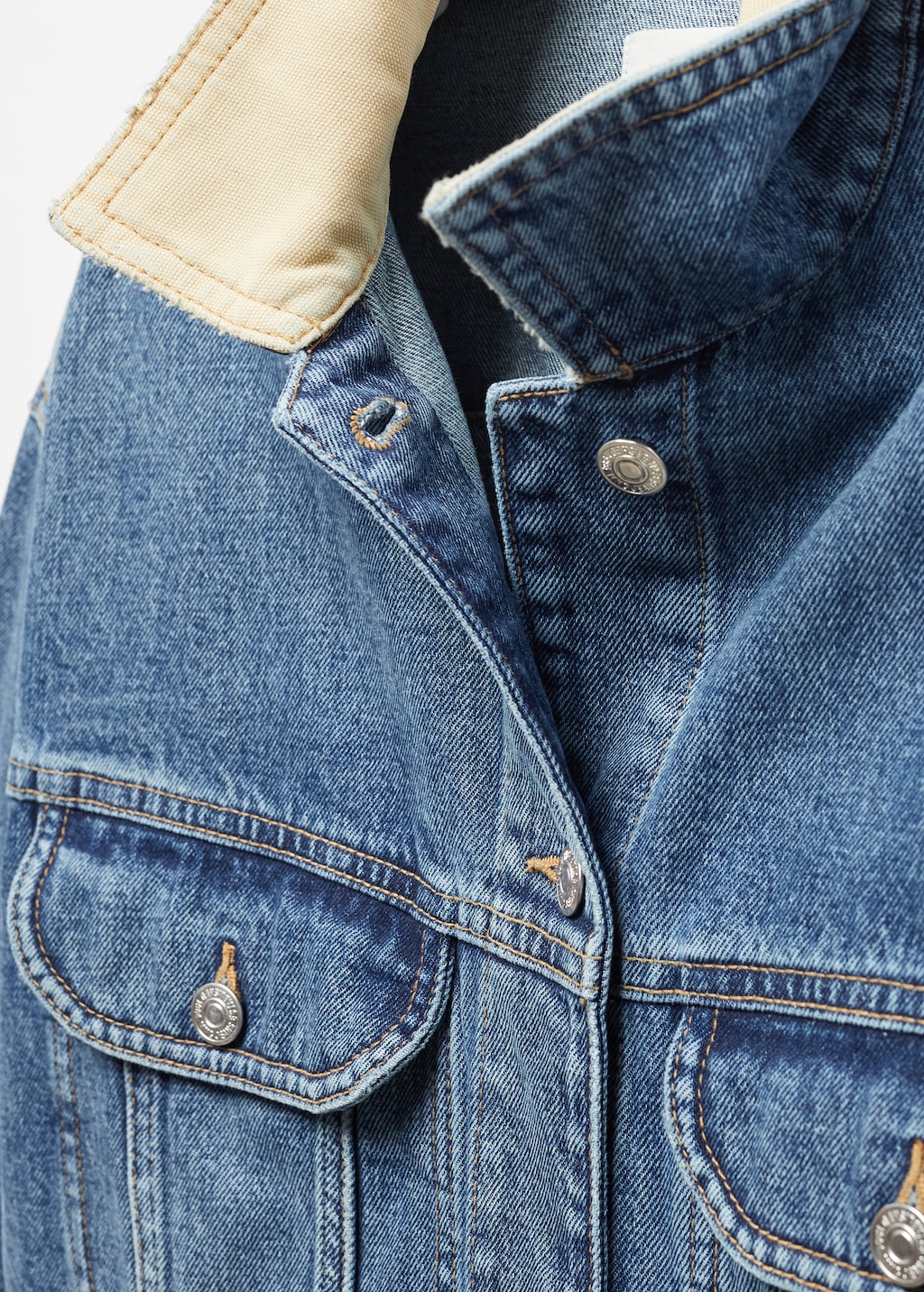 Contrast denim jacket - Details of the article 8