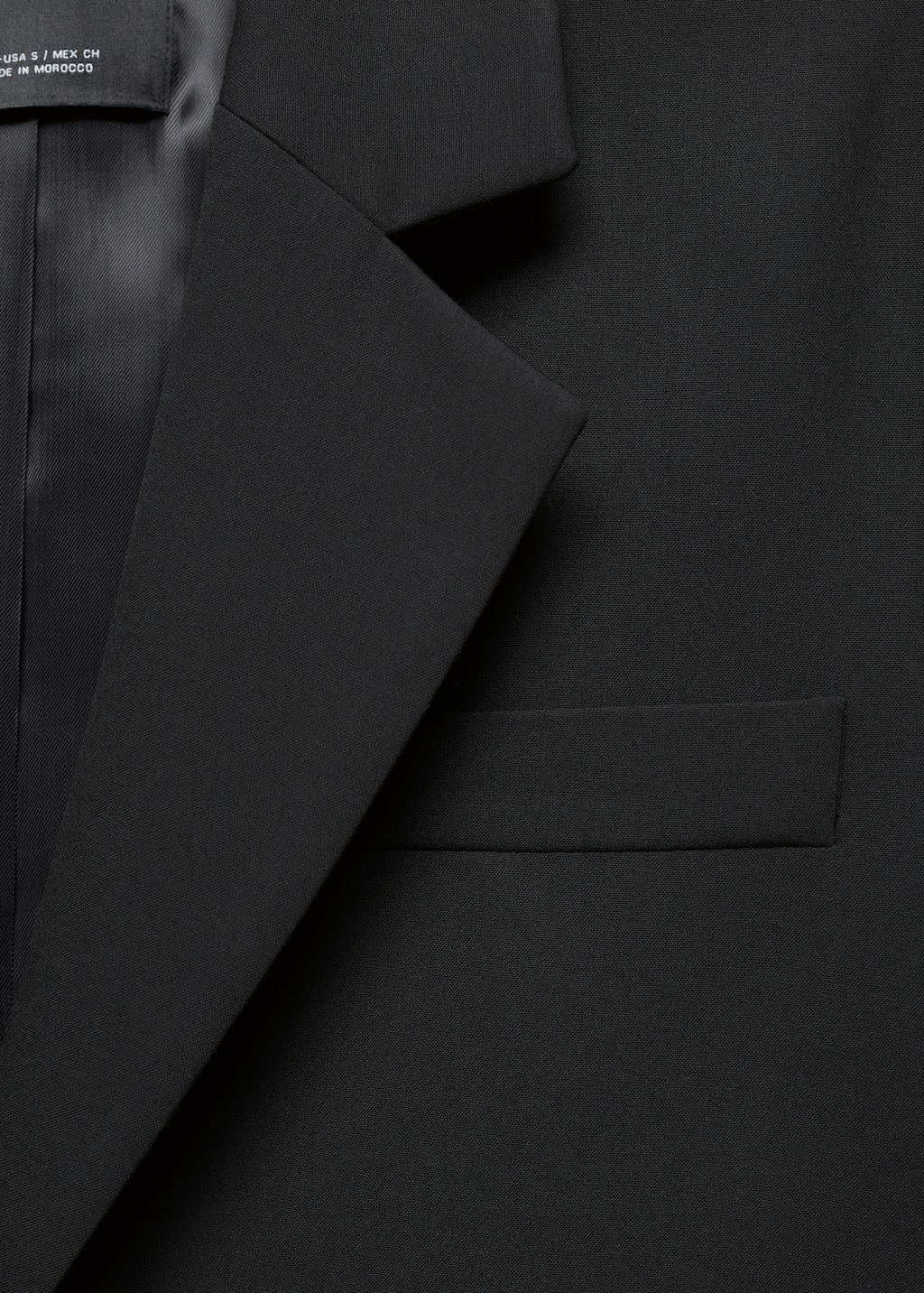 Suit jacket with buttons - Details of the article 8