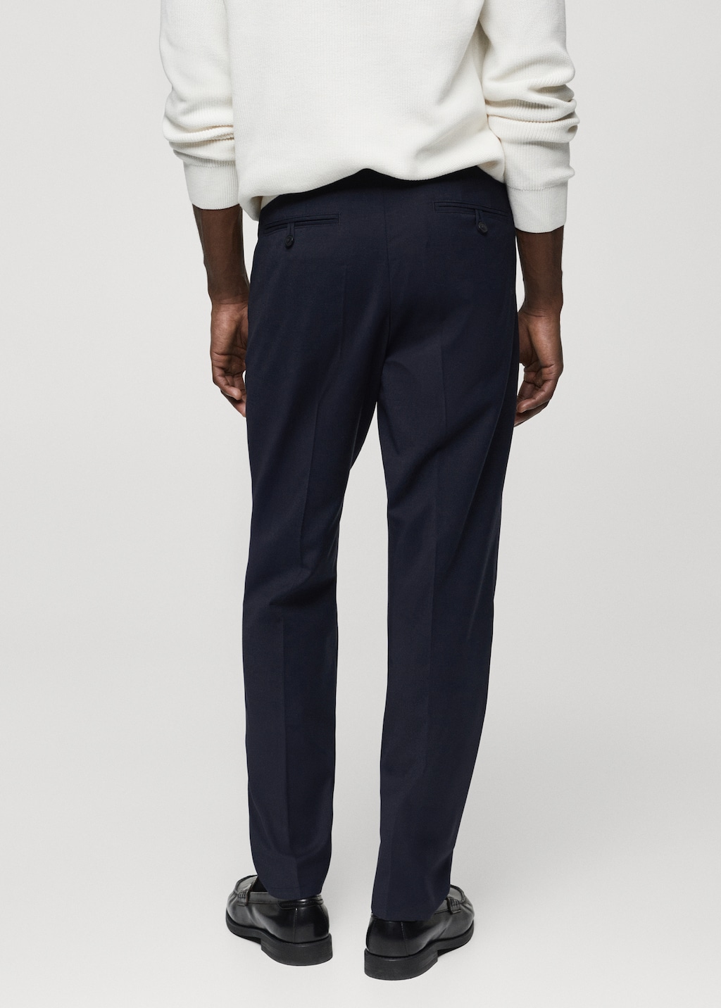 Cold wool trousers with pleat detail - Reverse of the article