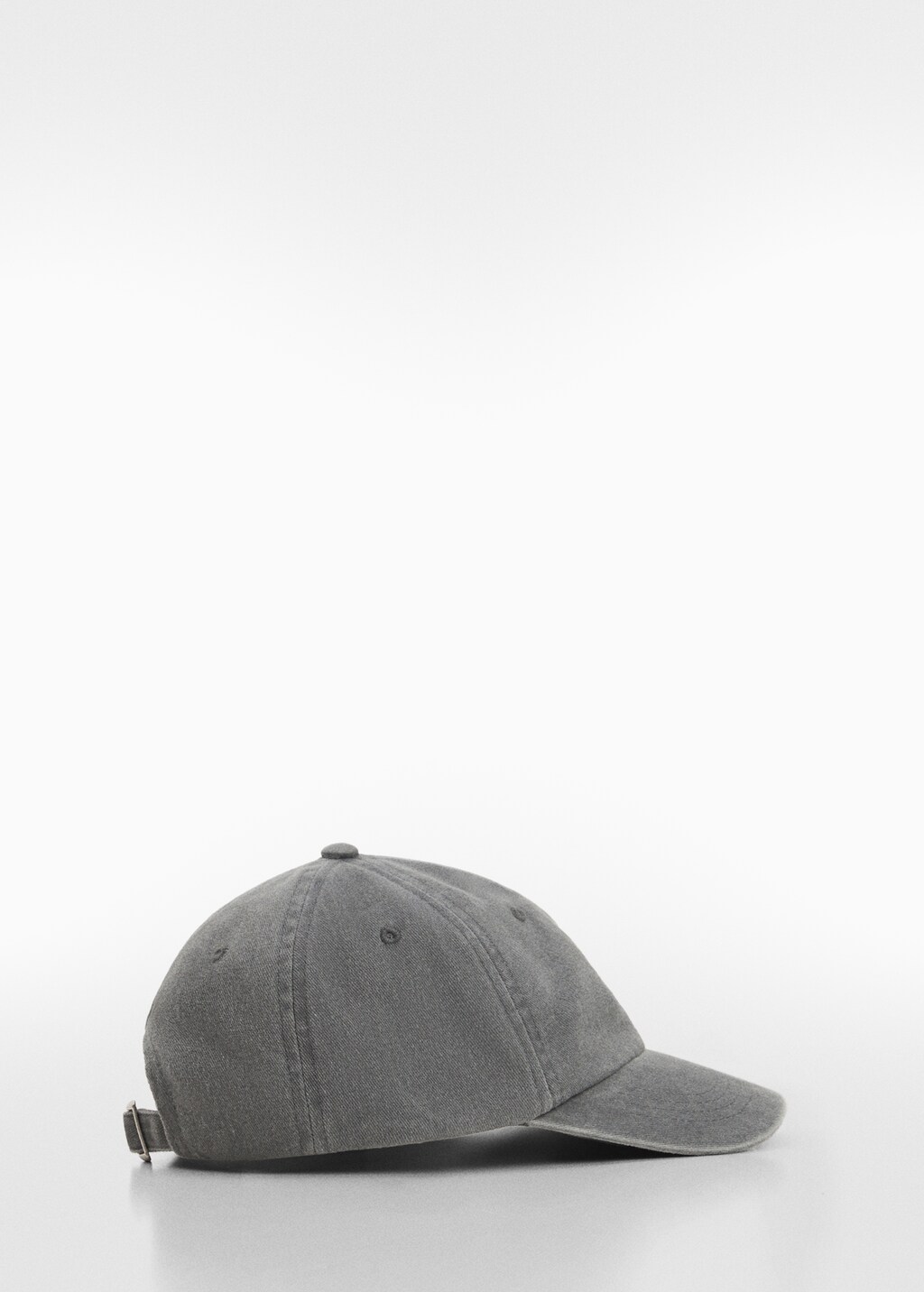 Embroidered detail cap - Article without model