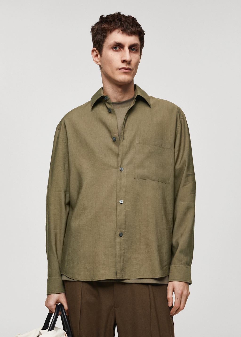 Regular-fit shirt with chest pocket - Medium plane