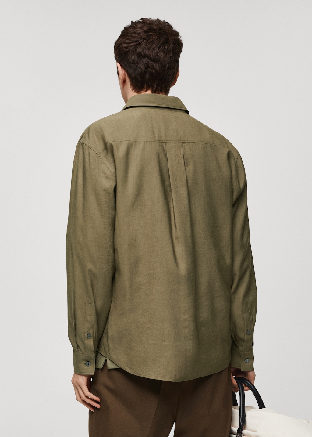 Regular-fit shirt with chest pocket - Reverse of the article