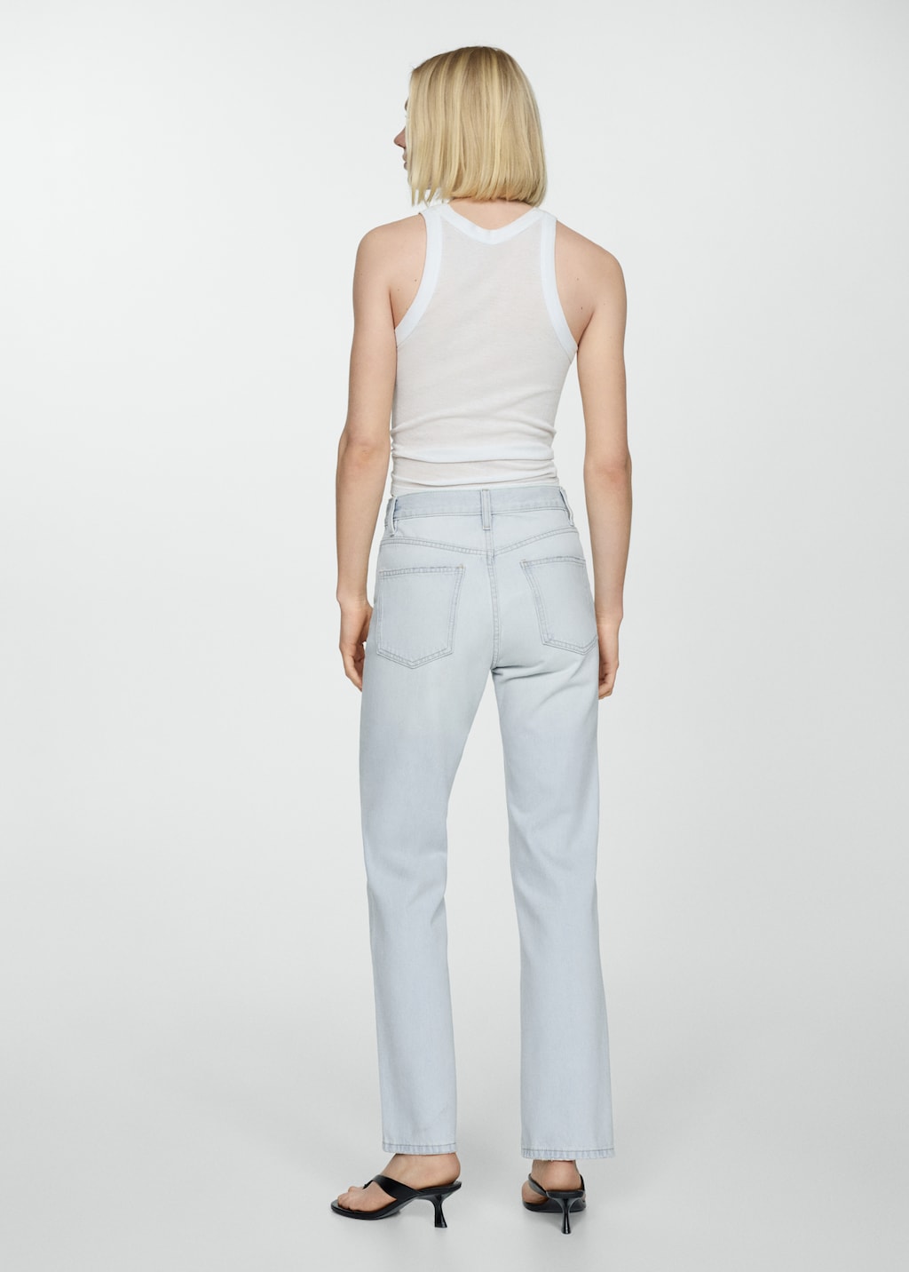 Mid-rise straight jeans - Reverse of the article