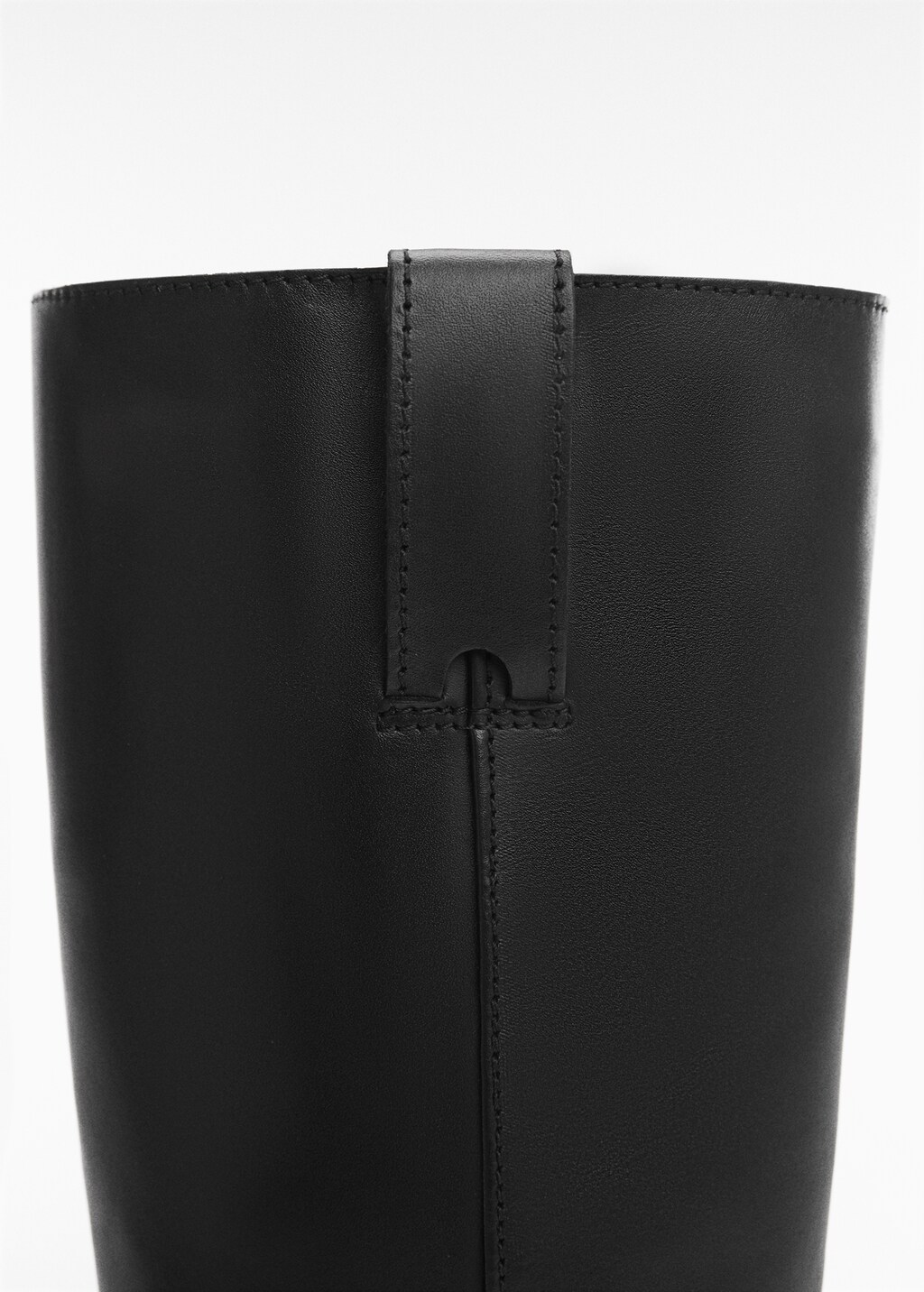 Buckles leather boots - Details of the article 2