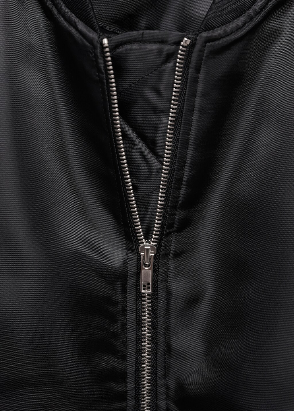 Bomber-Jacke mit Reißverschluss - Detail des Artikels 8