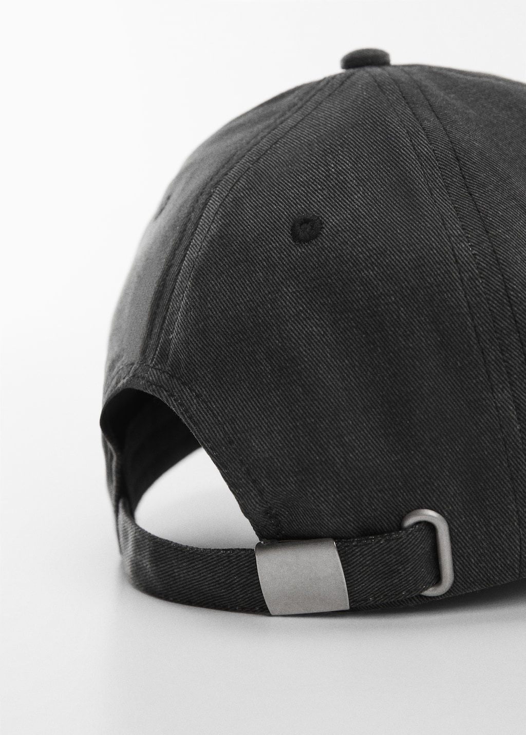 Denim cap with message - Details of the article 1