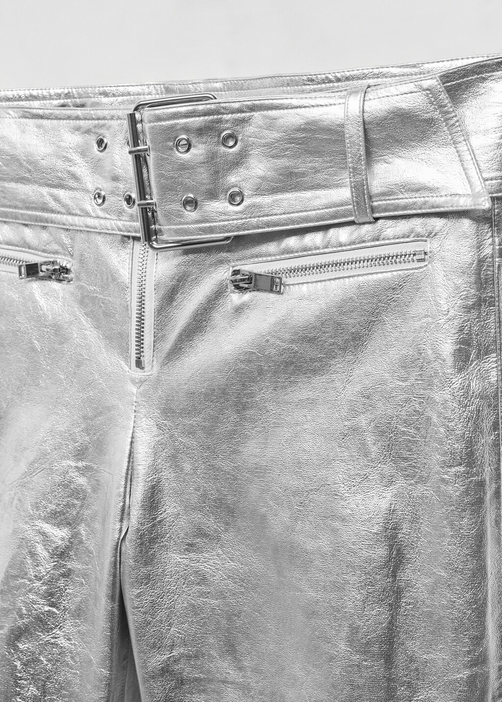 Metallic trousers with belt - Details of the article 8