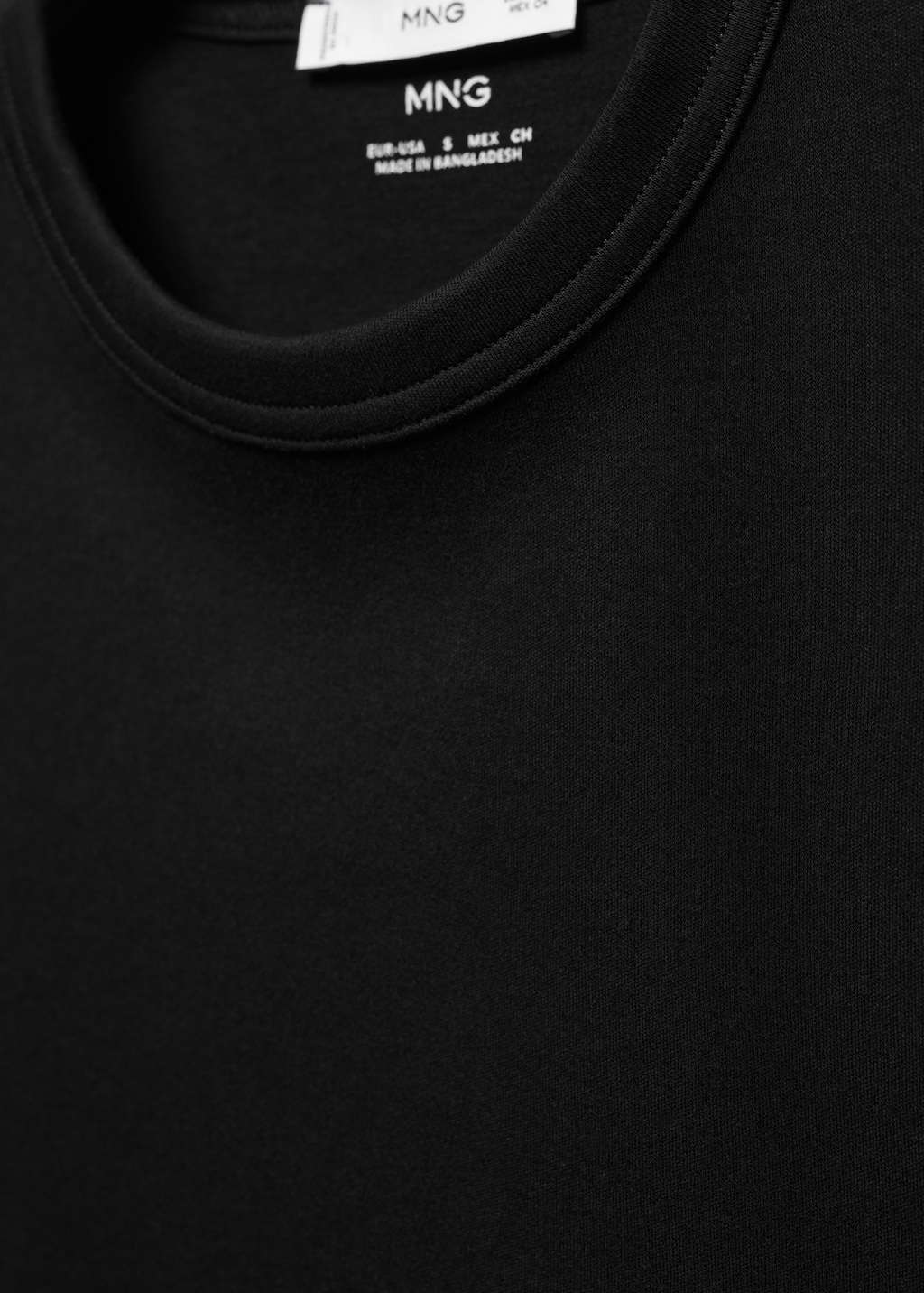 Premium cotton t-shirt - Details of the article 8