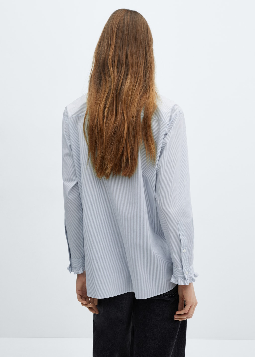 Ruffle neck shirt - Reverse of the article