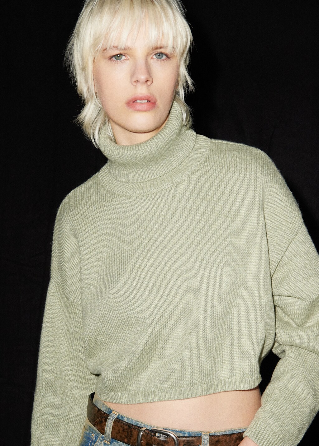 Turtleneck knitted sweater - Details of the article 6