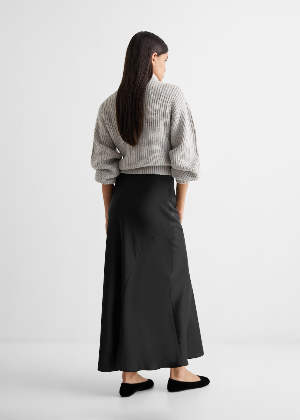 Satin long skirt - Reverse of the article