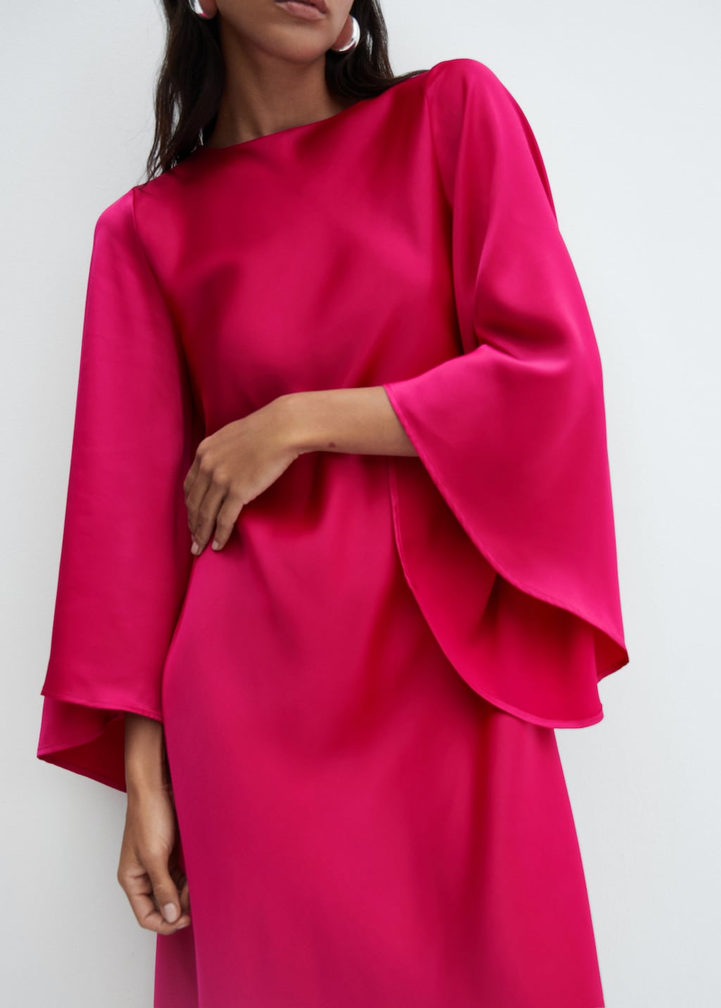 Flared-sleeve satin dress - Details of the article 6