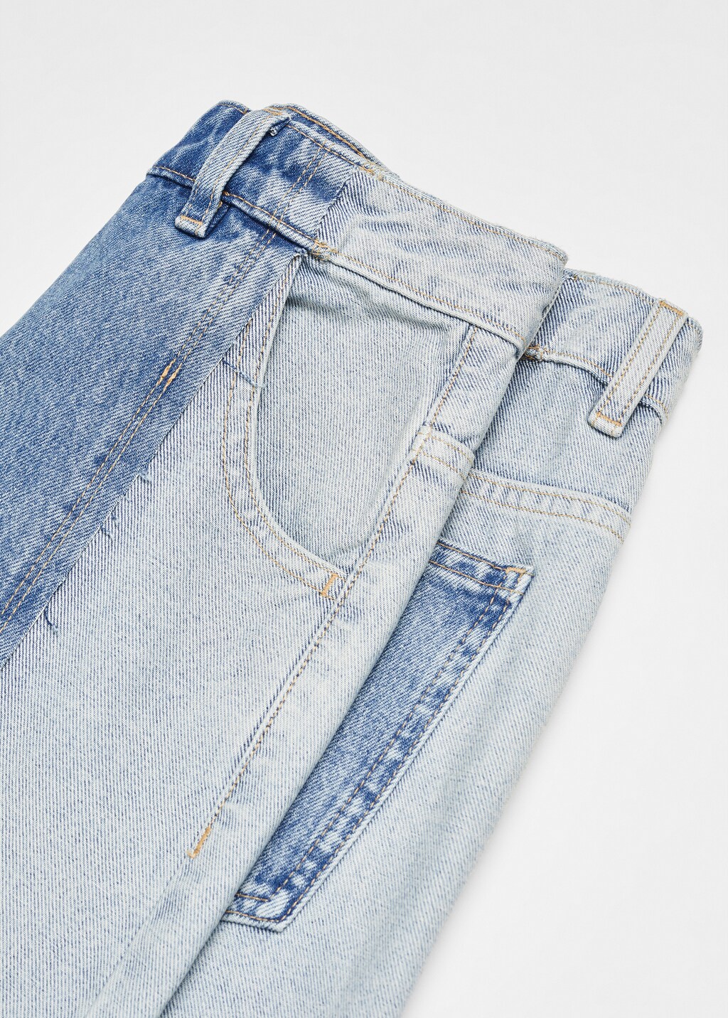 Two-tone straight-fit jeans - Details of the article 8