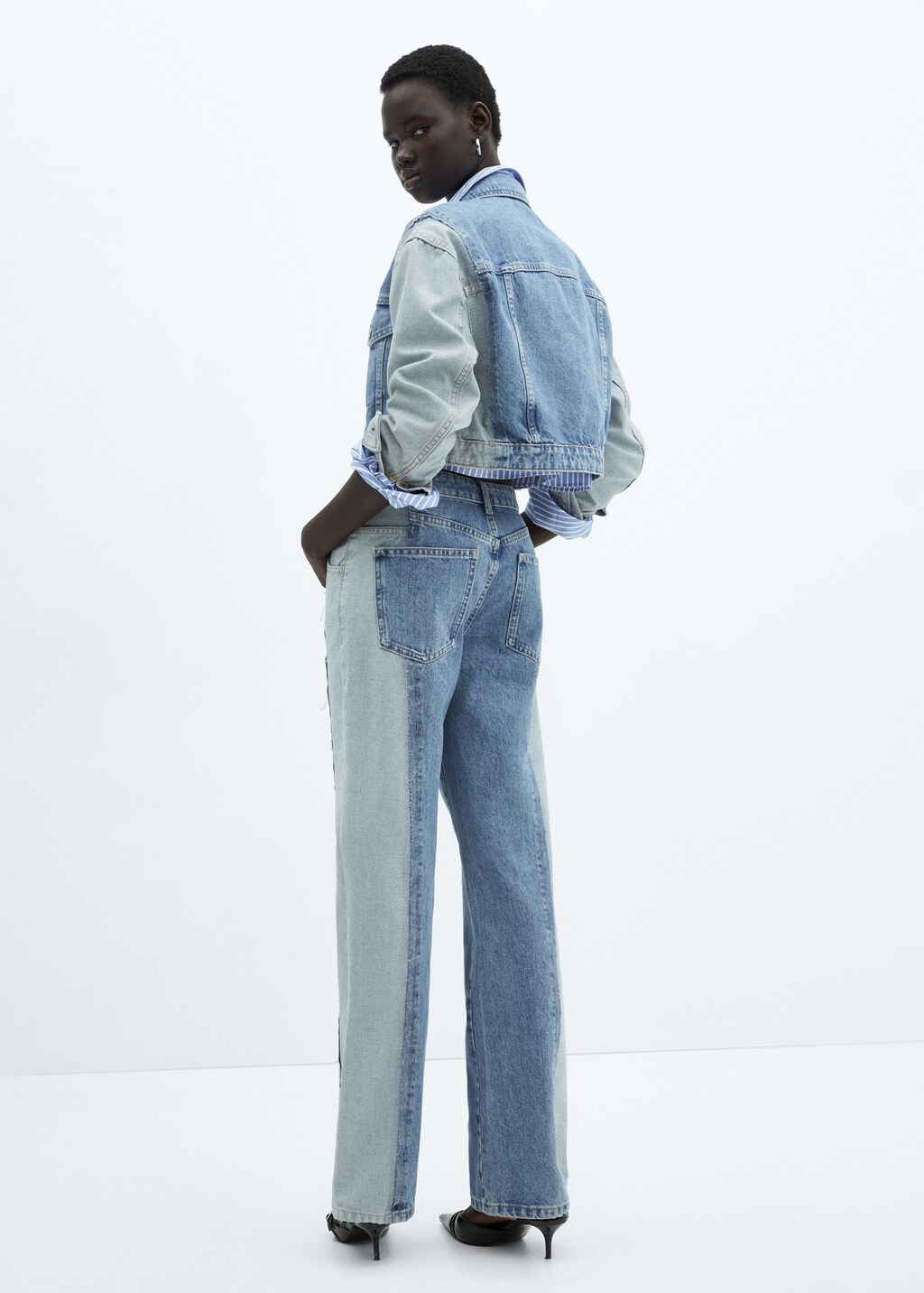 Two-tone straight-fit jeans - Reverse of the article