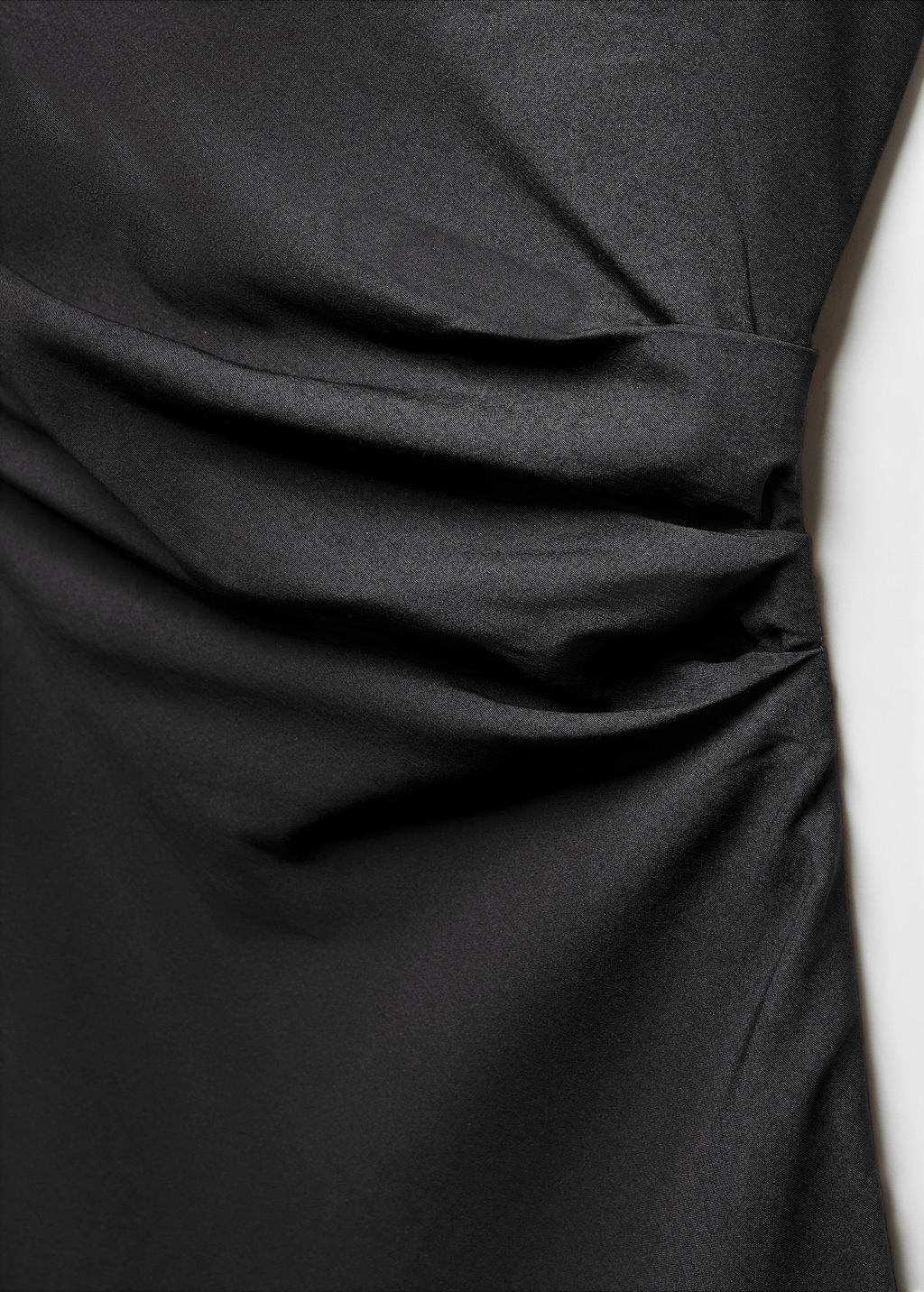 Off-the-shoulder draped dress - Details of the article 8