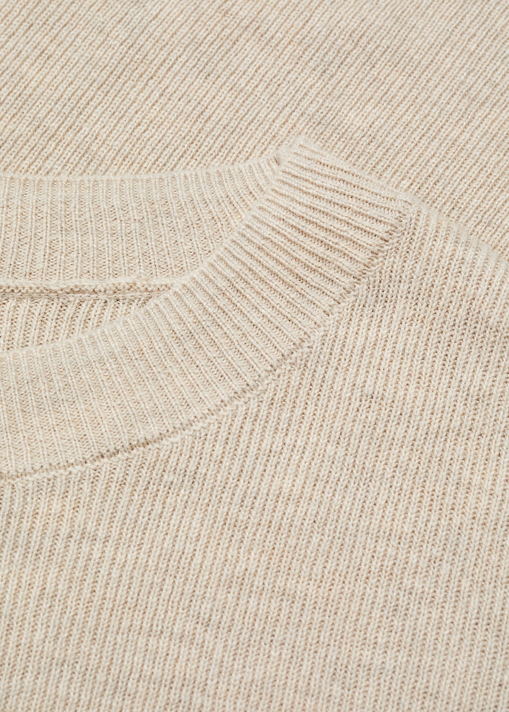 Round-neck knitted sweater - Details of the article 8