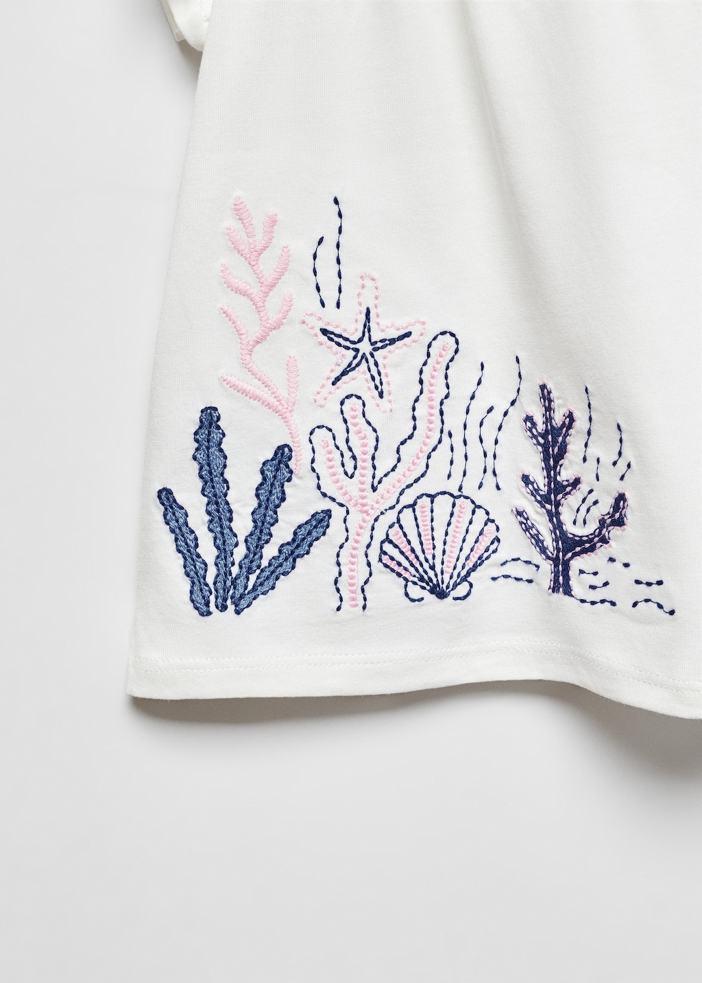 Frills embroidered t-shirt - Details of the article 8