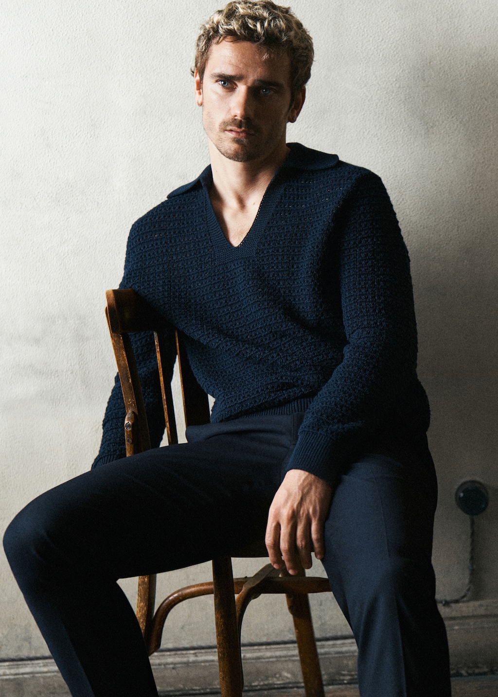 Openwork knitted polo-neck sweater - Details of the article 5