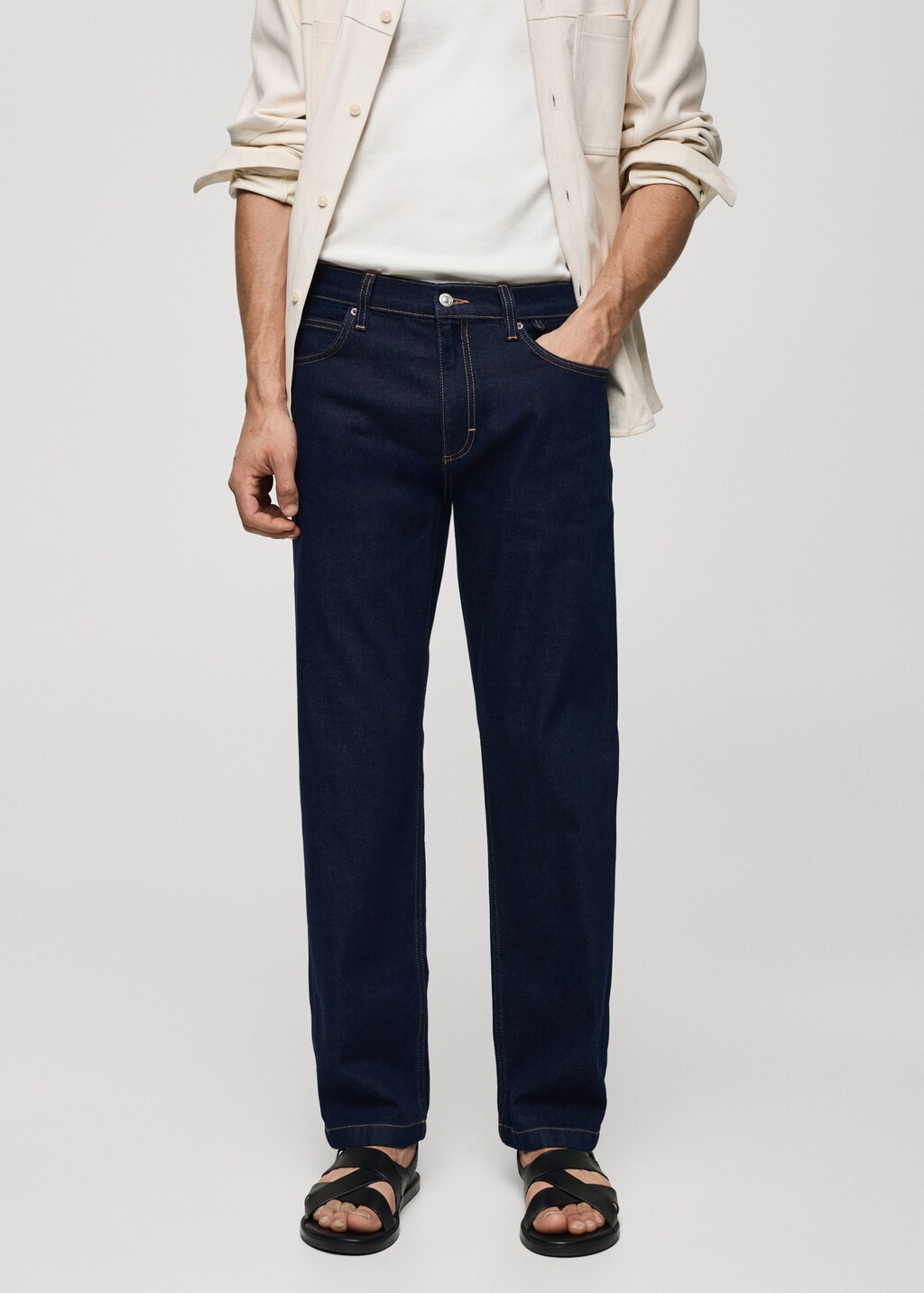 Relaxed-fit dark wash jeans - Medium plane