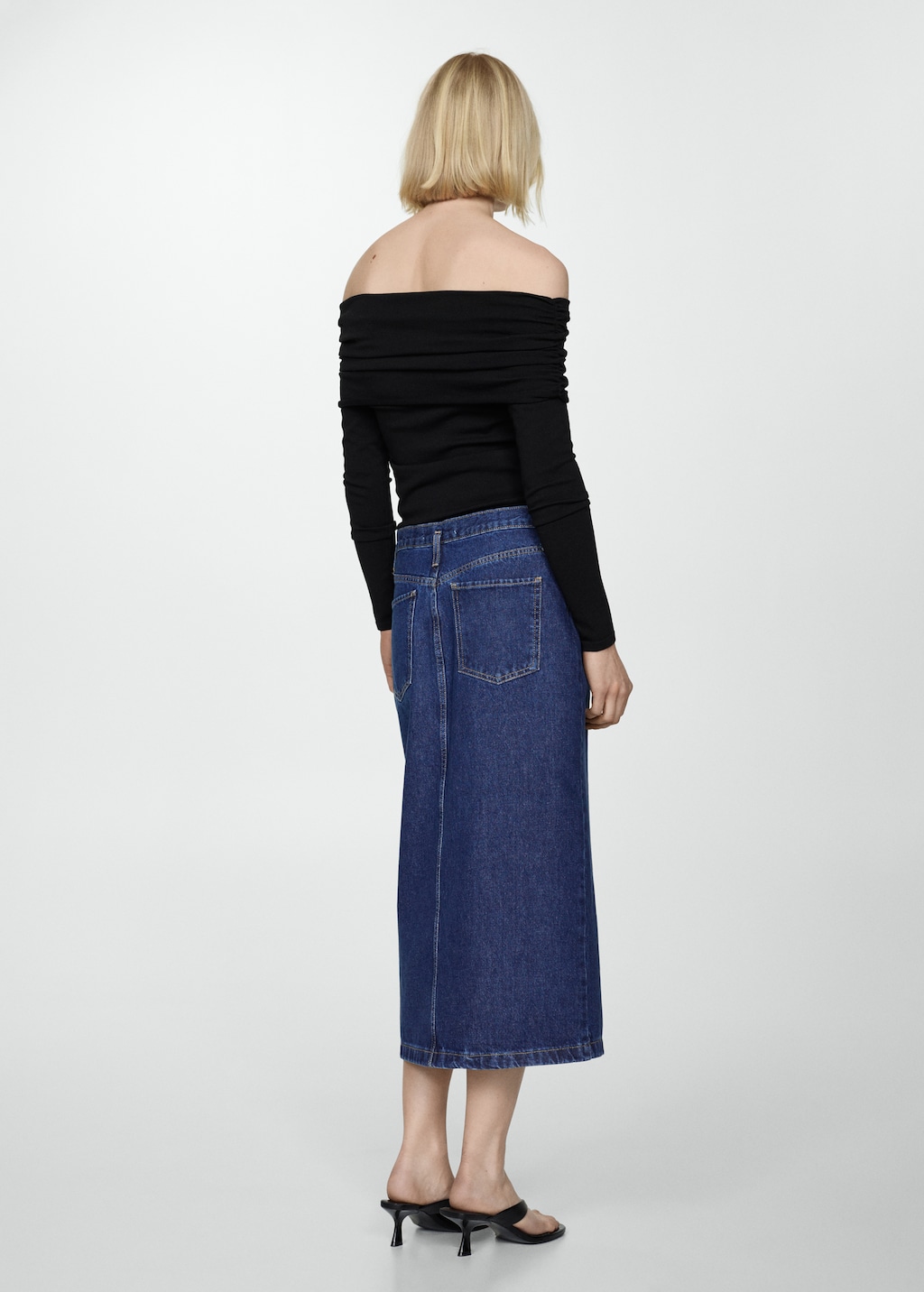 Denim midi-skirt - Reverse of the article