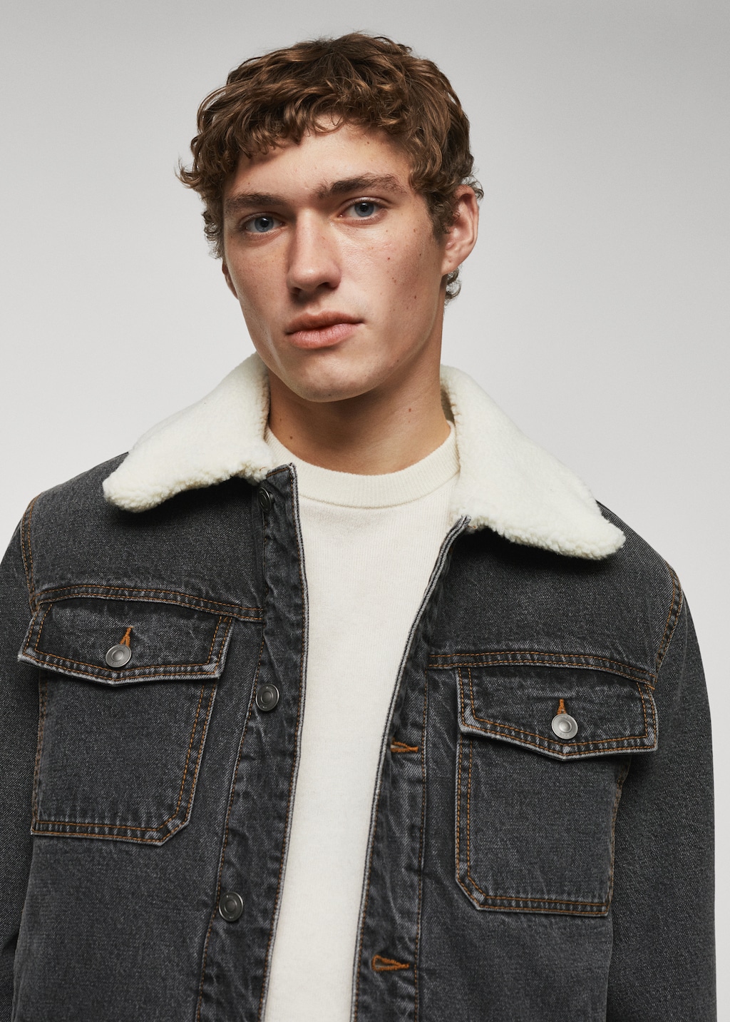 Shearling denim jacket - Details of the article 1