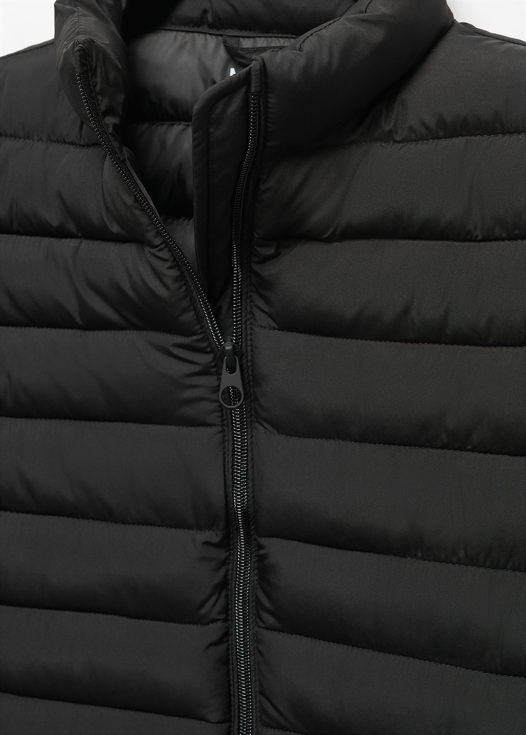 Quilted gilet - Details of the article 8