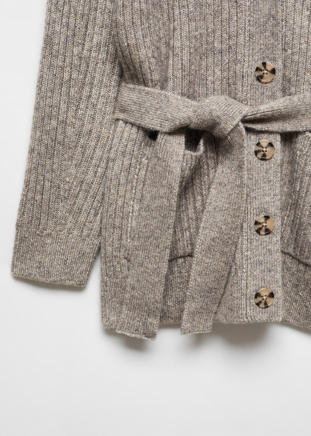 Buttoned ribbed cardigan - Details of the article 8