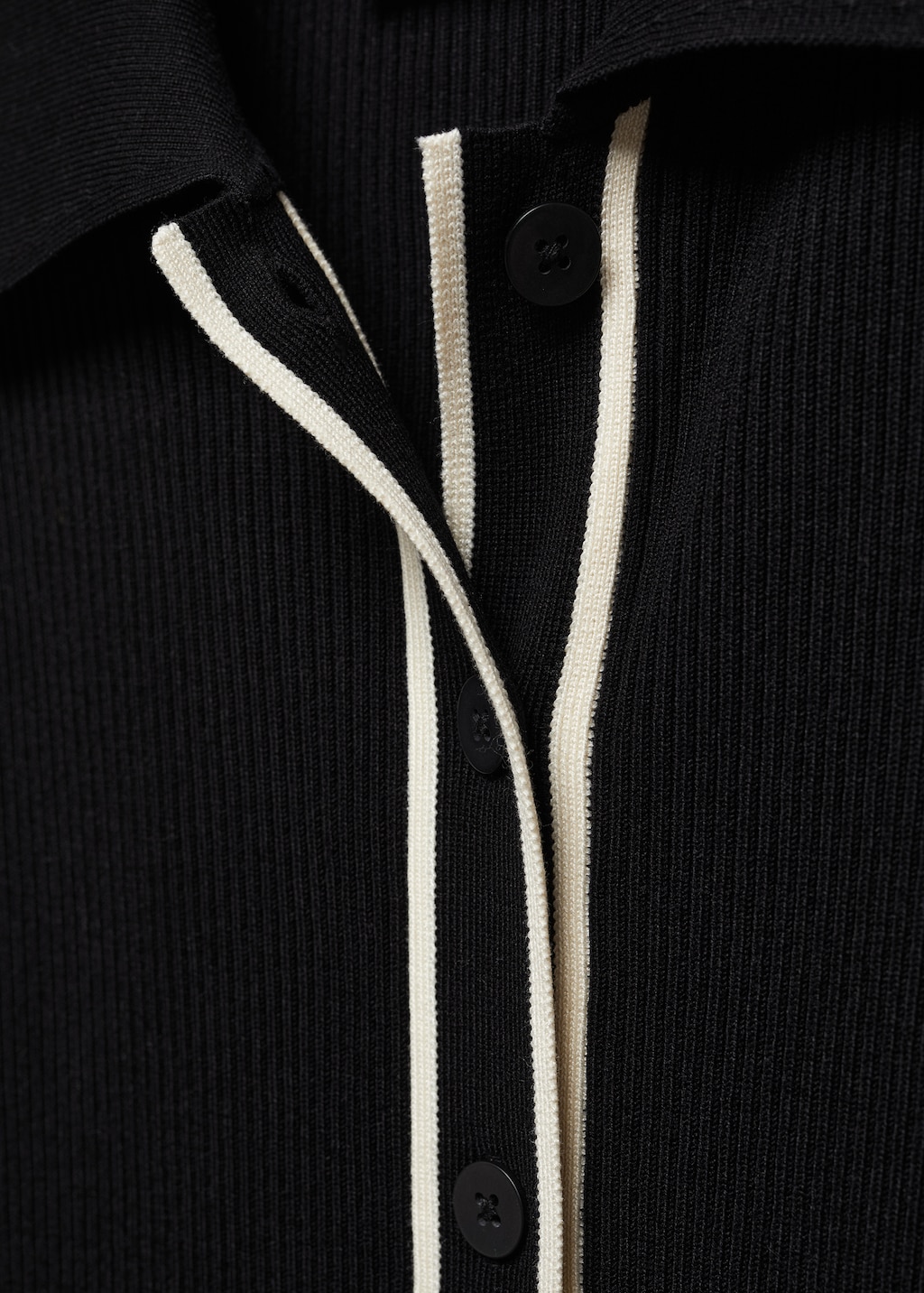 Cardigan mit Kontrastborten - Detail des Artikels 8