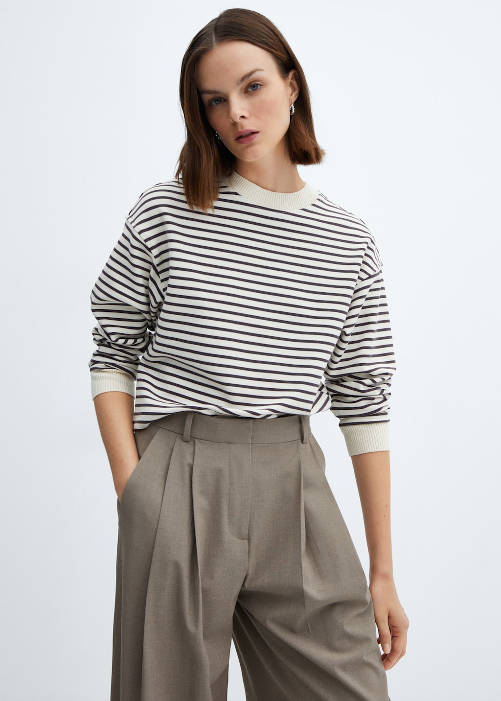 Striped knitted sweatshirt - Medium plane